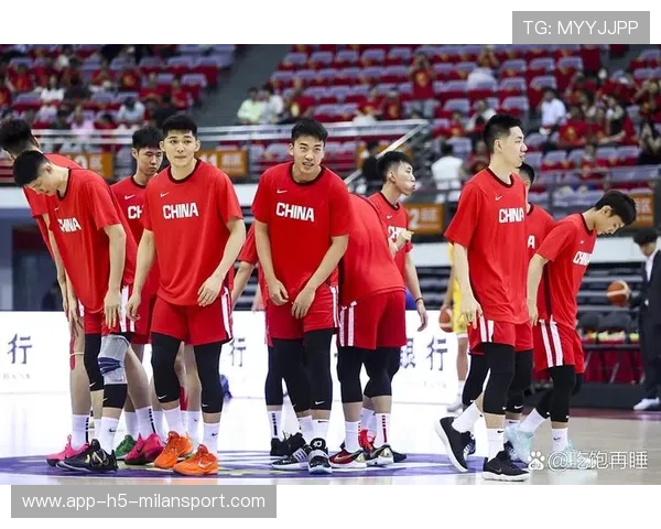 汗水浇筑中国篮球不屈之魂